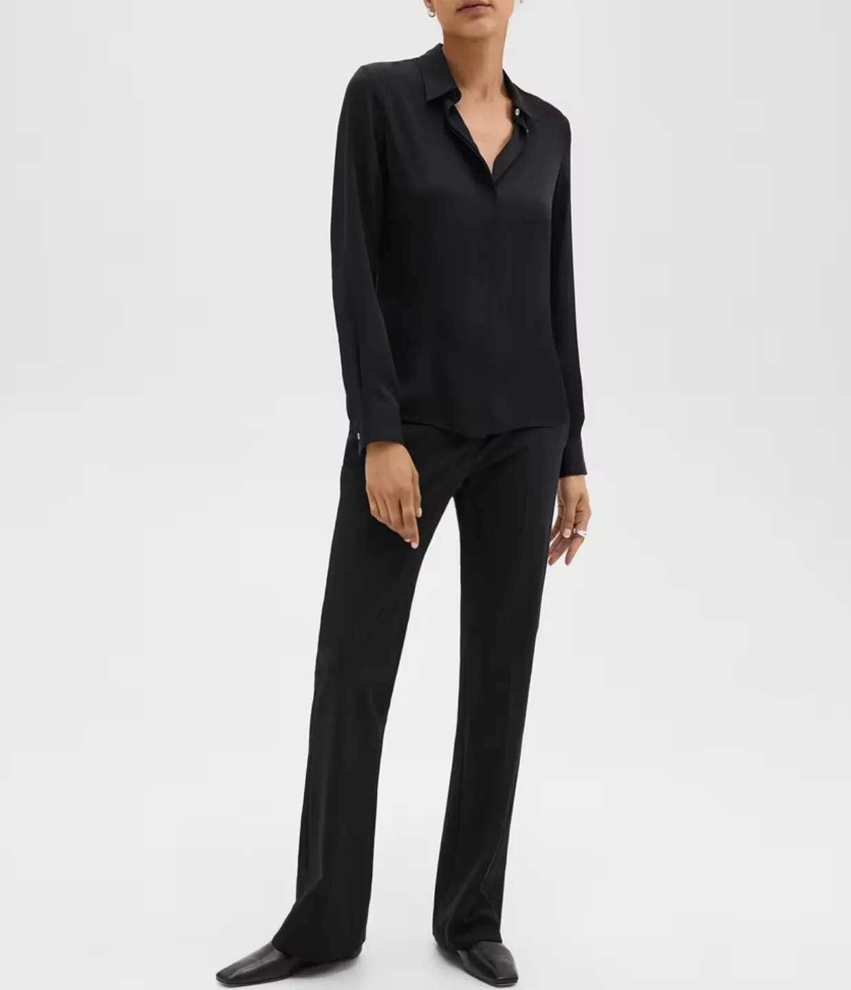 Classic Fitted Shirt in Black