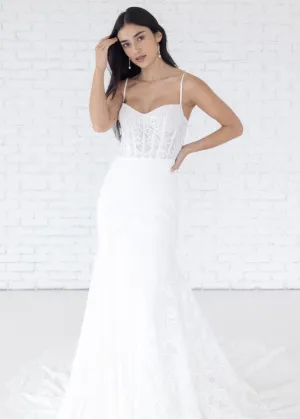 Hailee by Willowby (Size 10)