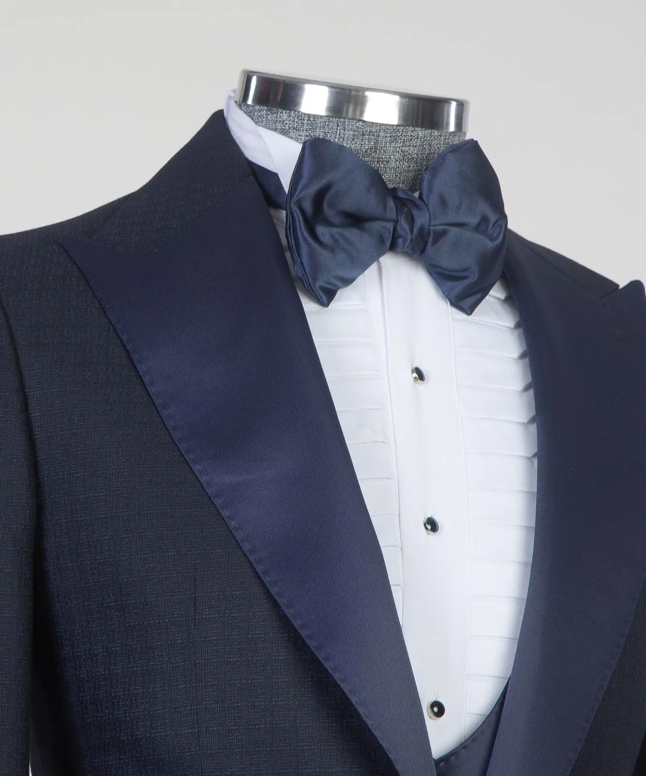 New Bold Tux - 7