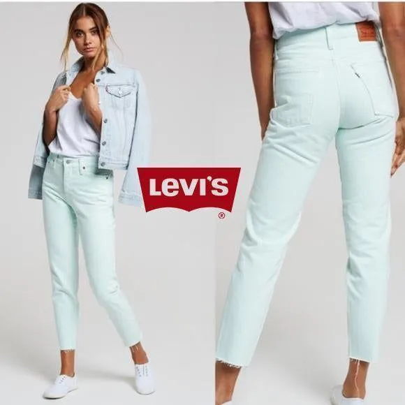 NWT - Levis 'Wedgie Fit' Pastel Mint High Rise Tapered Jeans -Size 26