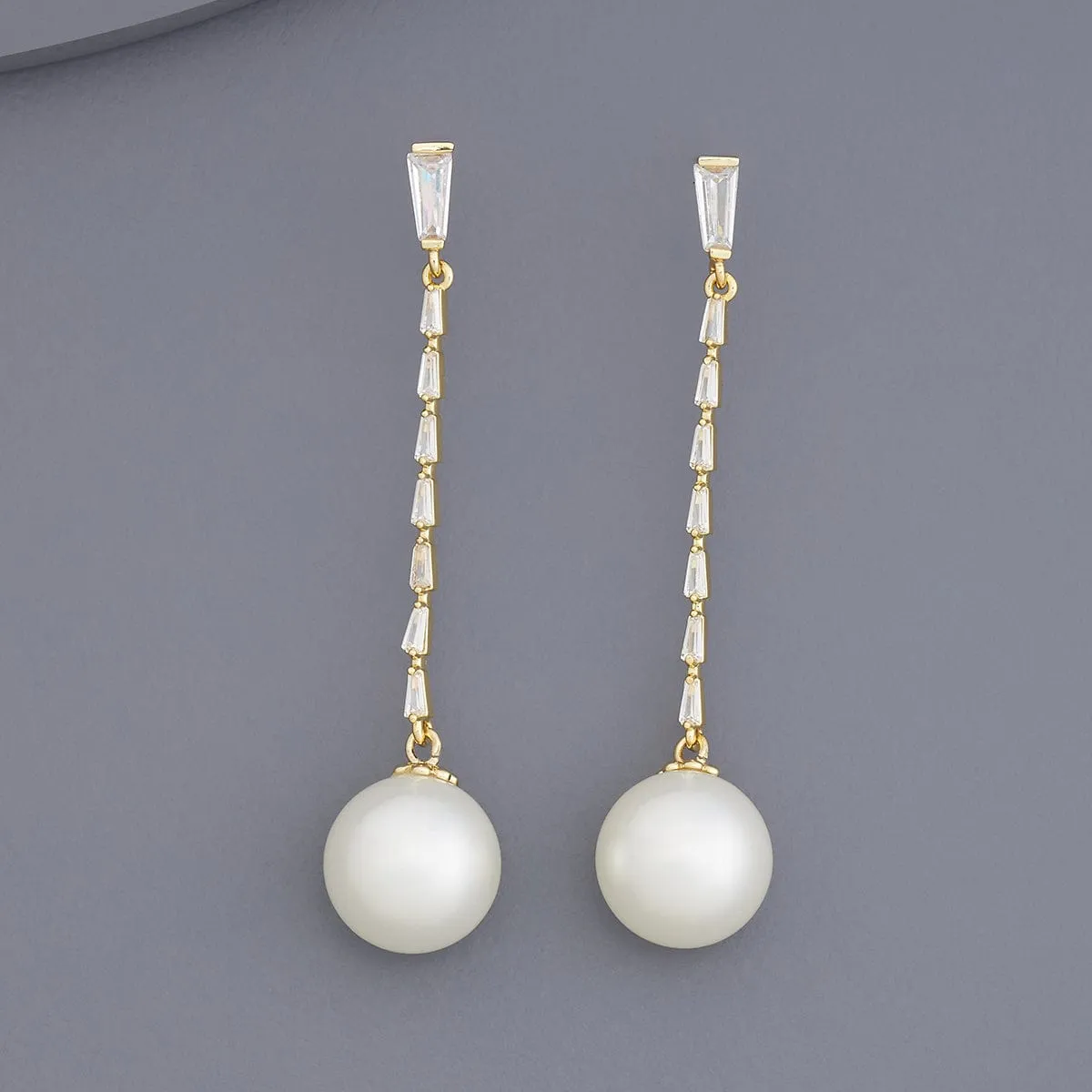 Trendy Earring 171636